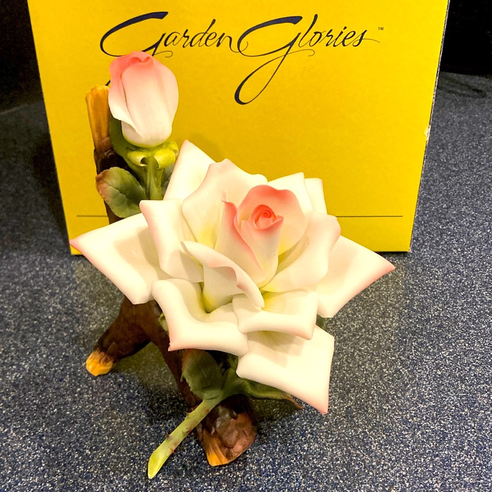 Goebel Pink and White Rose Sculpture